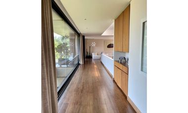 Vendo Casa Campestre en El Poblado. Sector los Balsos