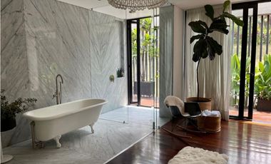 Vendo Casa Campestre en El Poblado. Sector los Balsos