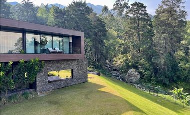 Vendo Casa Campestre en El Poblado. Sector los Balsos