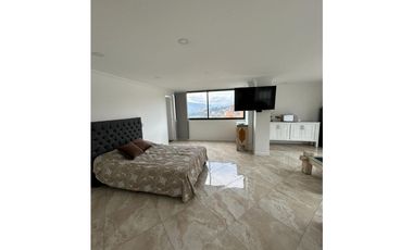 SE VENDE APARTAMENTO DUPLEX EN EL POBLADO