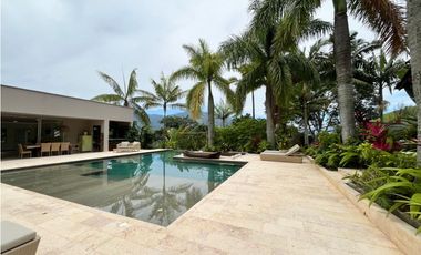 SE VENDE FINCA EN COPACABANA