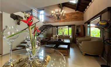 SE VENDE FINCA EN COPACABANA