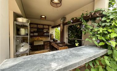 SE VENDE FINCA EN COPACABANA