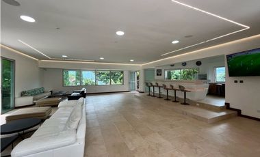 SE VENDE FINCA EN COPACABANA