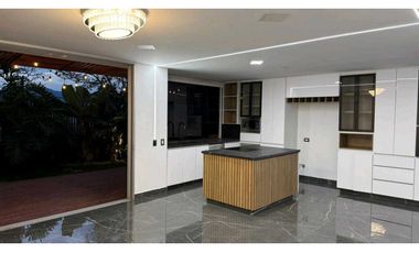 Arriendo Casa Loma del Esmeraldal Envigado