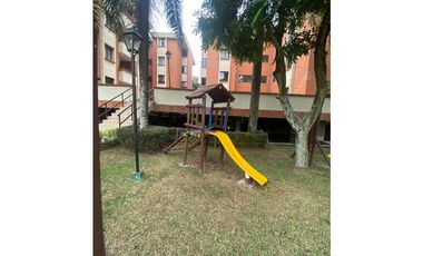 SE ARRIENDA APARTAMENTO EN LA FLORA