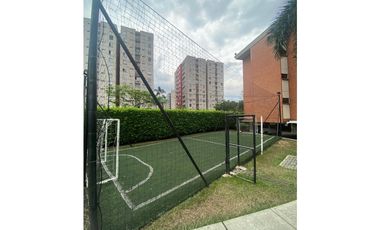 SE ARRIENDA APARTAMENTO EN LA FLORA