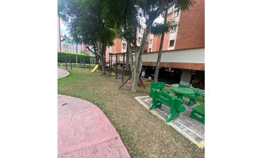 SE ARRIENDA APARTAMENTO EN LA FLORA