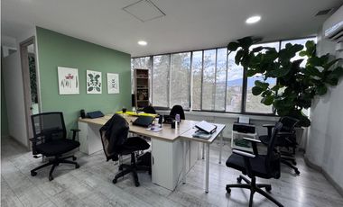 Oficina con excelente ubicación