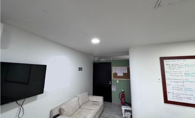 Oficina con excelente ubicación