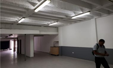 Bodega en arriendo en Medellín, Antioquia.
