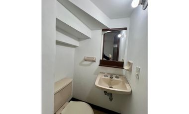 ARRIENDO HERMOSA Y AMPLIA CASA SEMICAMPESTRE EN ENVIGADO /CAMINO VERDE