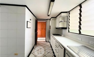 Apartamento en arriendo, barrio Palogrande, Manizales