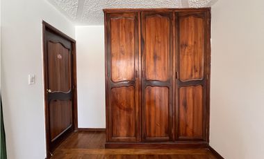 Venta de Casa, Cuenca, Sector Unidad Nacional, 304 m²