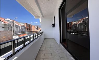 Venta de Casa, Cuenca, Sector Unidad Nacional, 304 m²