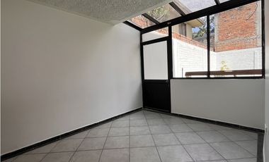 Venta de Casa, Cuenca, Sector Unidad Nacional, 304 m²