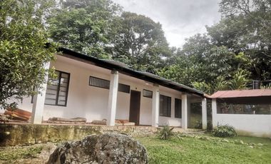 Arriendo Finca - Vereda Hospicio - La Mesa