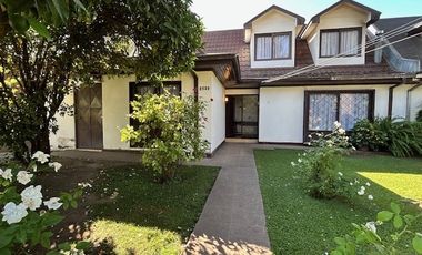 Casa en Venta en Comunidad Mario Montucci Condominio Cerrado