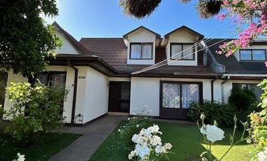 Casa en Venta en Comunidad Mario Montucci Condominio Cerrado