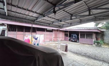 Rumah komersil pinggir jalan raya Tajur wangun