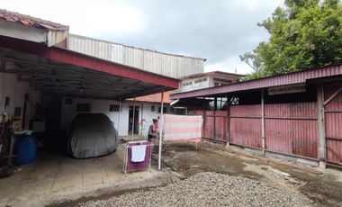 Rumah komersil pinggir jalan raya Tajur wangun