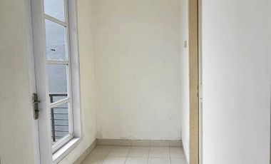DISEWAKAN RUMAH 2 LANTAI DI KOTA WISATA CIBUBUR