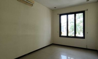 Rumah Siap Huni Furnish Royal Residence Cluster Depan 4 Kamar