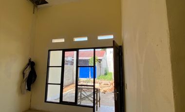 Rumah 2 lantai investasi jangka panjang lokasi strategis dipusat kota