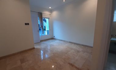 Crystal Golf Citraland Surabaya