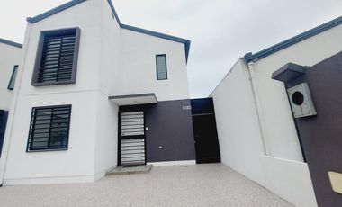Casa en Alquiler Urbanización Villa Blanca, via a la Costa GraC.