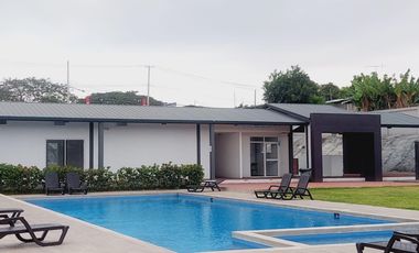 Casa en Alquiler Urbanización Villa Blanca, via a la Costa GraC.
