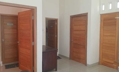 Rumah kece 2 lantai yang siap jadi tempat healing tiap hari.