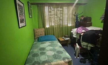 OPORTUNIDAD Casa en venta de 4 dormitorios c/ cochera en Berisso