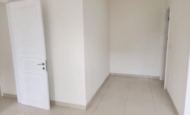 DISEWA Rumah Green Lake City, Cipondoh, Kota Tangerang cluster Europe