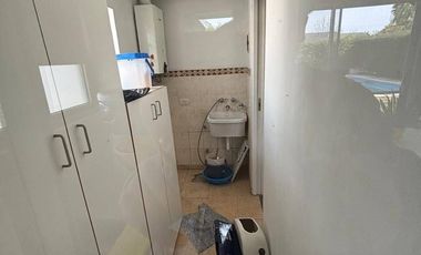 Venta Monte Grande Barrio Mirasoles Casa de 2 dormitorios quincho y piscina