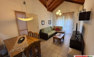 Venta Monte Grande Barrio Mirasoles Casa de 2 dormitorios quincho y piscina