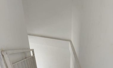 Rumah murah pinggir jalan akses masuk 2 mobil