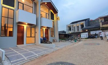 JAP064 New Townhouse 2 Lt Modern Minimalis di Jagakarsa, Jakarta