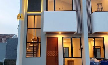 JAP064 New Townhouse 2 Lt Modern Minimalis di Jagakarsa, Jakarta