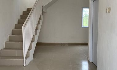 Rumah 2 Lantai 3 kamar tidur