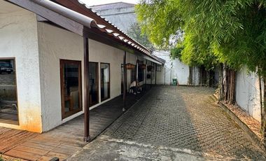 Disewa Ruang Usaha di Kemang Timur - Jakarta Selatan