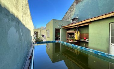 PH 2 Pisos c/ dos Habitaciones balcon, Patio y Parrilla excelente zona