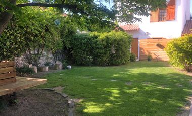 Centricos Casa y Salón en VENTA en General Roca, Río Negro