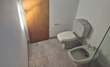 Centricos Casa y Salón en VENTA en General Roca, Río Negro