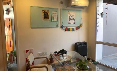 Centricos Casa y Salón en VENTA en General Roca, Río Negro