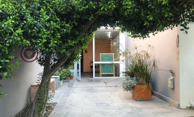 Centricos Casa y Salón en VENTA en General Roca, Río Negro