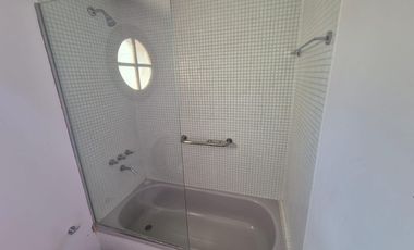 Centricos Casa y Salón en VENTA en General Roca, Río Negro