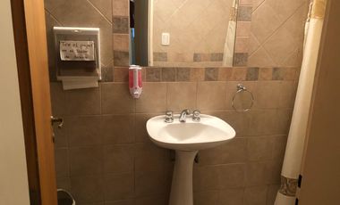 Centricos Casa y Salón en VENTA en General Roca, Río Negro