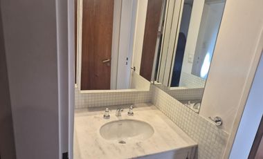 Centricos Casa y Salón en VENTA en General Roca, Río Negro