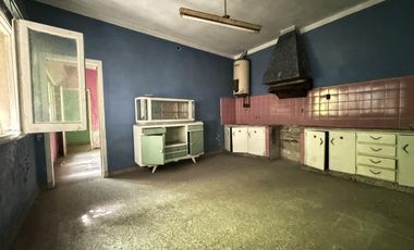 LOTE PROPIO: 8,66 X 27 - EXCELENTE OPORTUNIDAD !